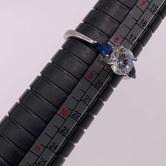 Sterling silver and  cz ring size 8.5 /052224-RG0010E - Picture 5 of 6